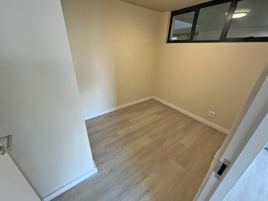 2 Bedroom Property for Sale in Observatory Western Cape
